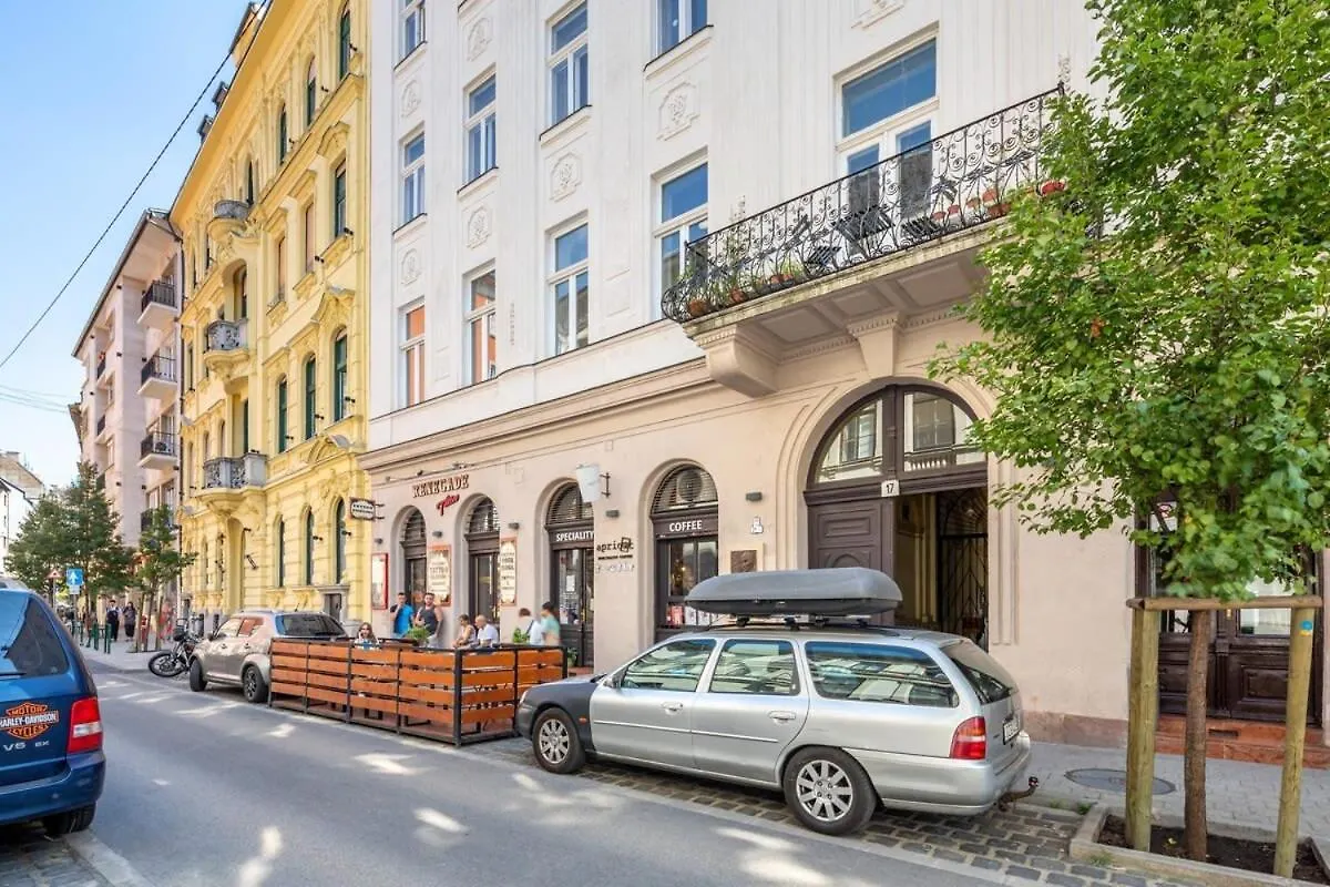 Very Central - Unique Design - New Studio Budapest Apartment